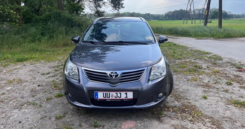 Toyota Avensis cena 21900 przebieg: 212000, rok produkcji 2009 z Prochowice małe 742